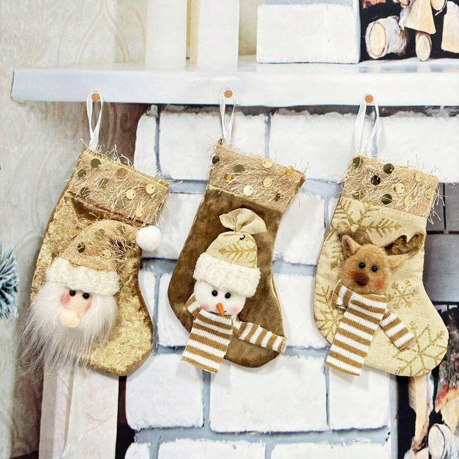 クリスマスデコレーションストッキング3個、暖炉飾りとクリスマ - Christmas Stocking Hanging のレビューと価格